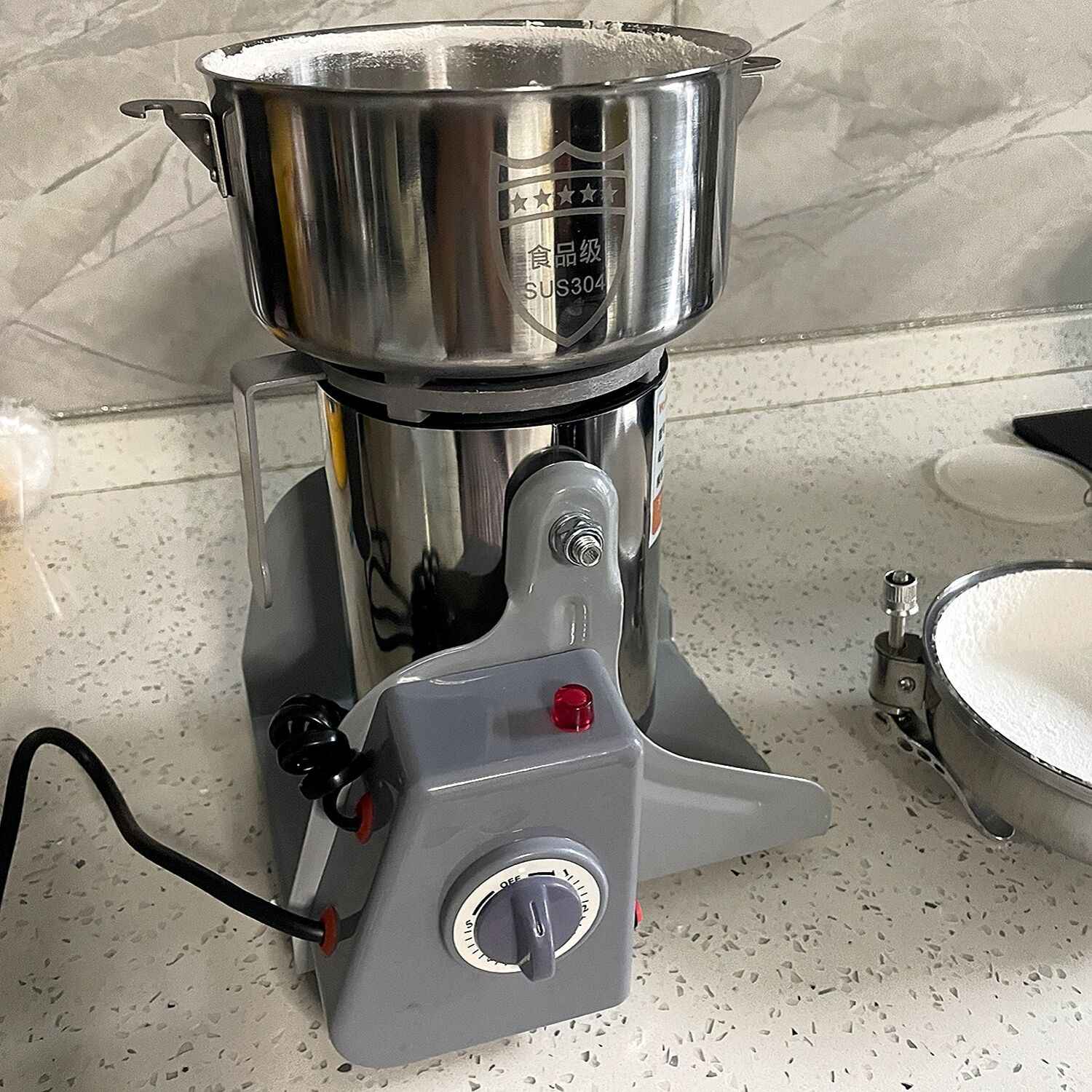 Moedor elétrico de grãos 220v, - Electric Grain Mill 2500W avaliação e preço